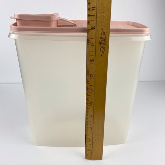 Tupperware Vintage Cereal Keeper 1588-6 Pink Lid Square Flip Top Cannister - Picture 5 of 6